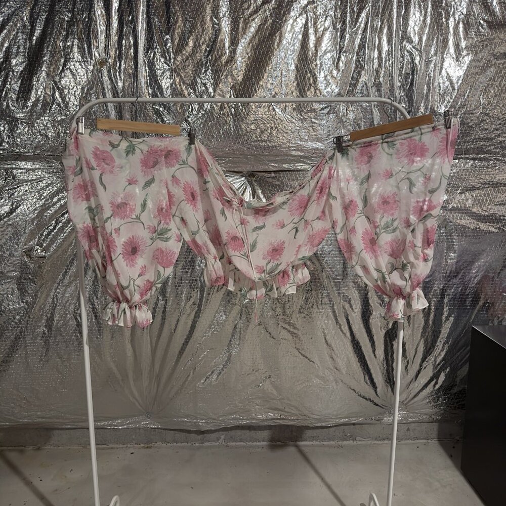 Topshop Women’s Pink White Floral Off Shoulder Top‎ Size 10 Trendy Blouse